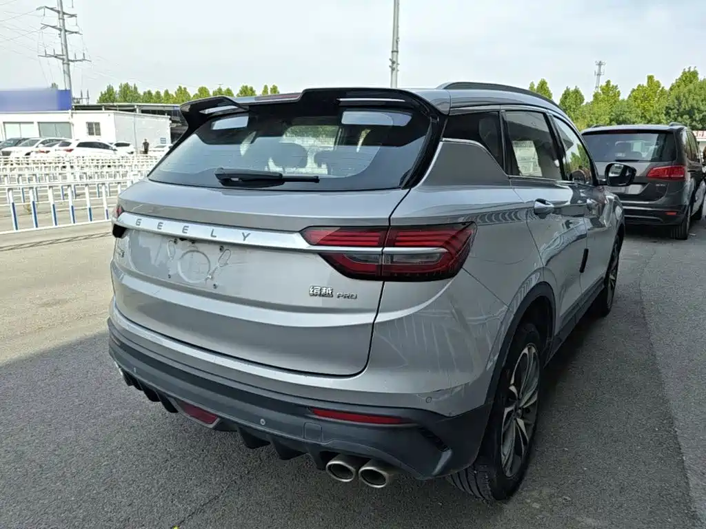 Geely Binyue — миниатюра 7