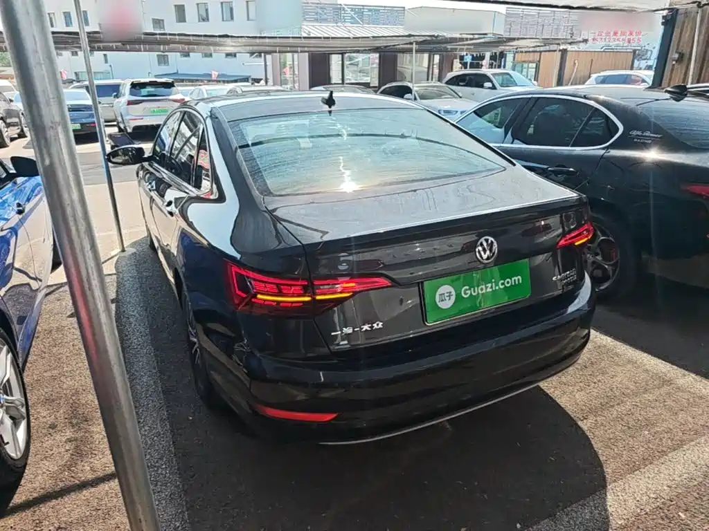 Volkswagen Sagitar — миниатюра 5