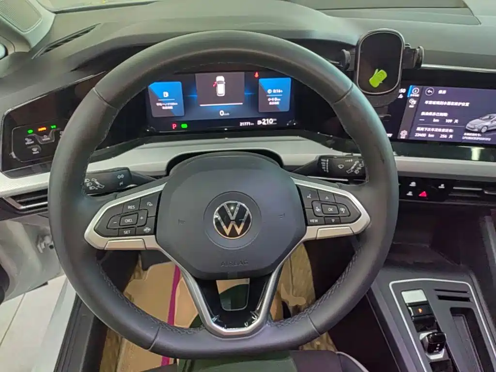 Volkswagen Golf — миниатюра 11