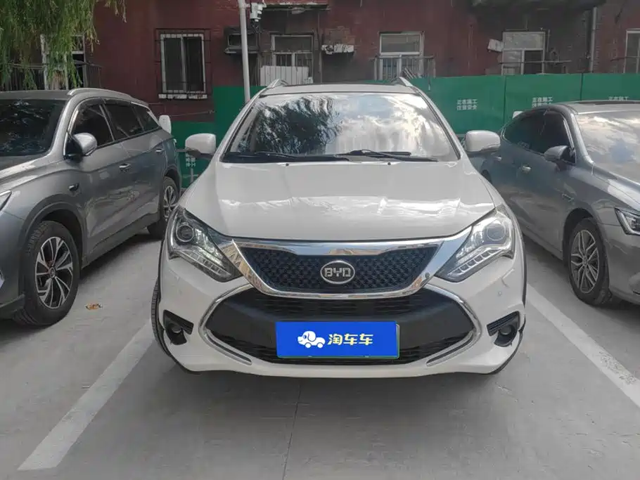 BYD Tang New Energy — миниатюра 2