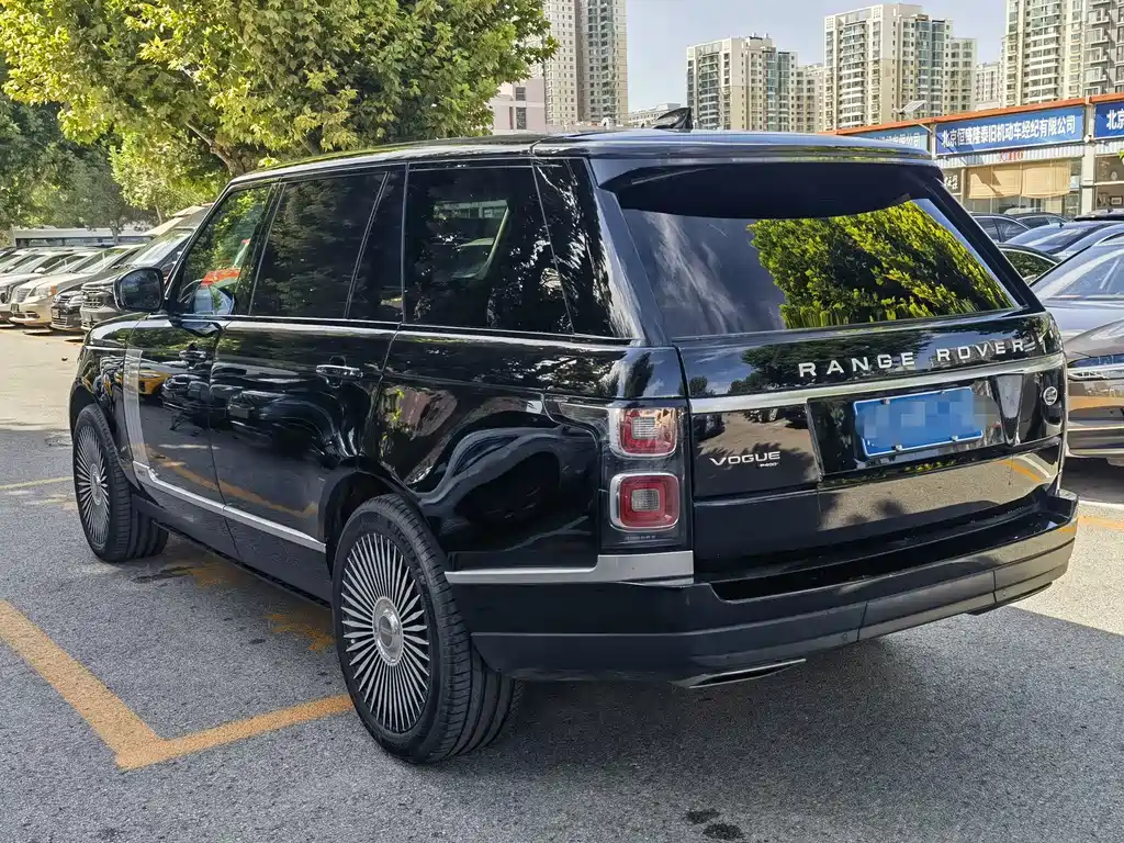 Land Rover Range Rover — миниатюра 14
