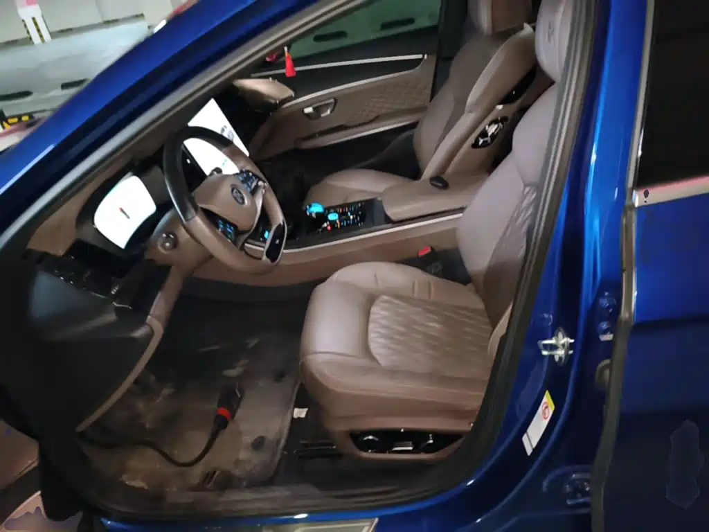 BYD Han — миниатюра 15