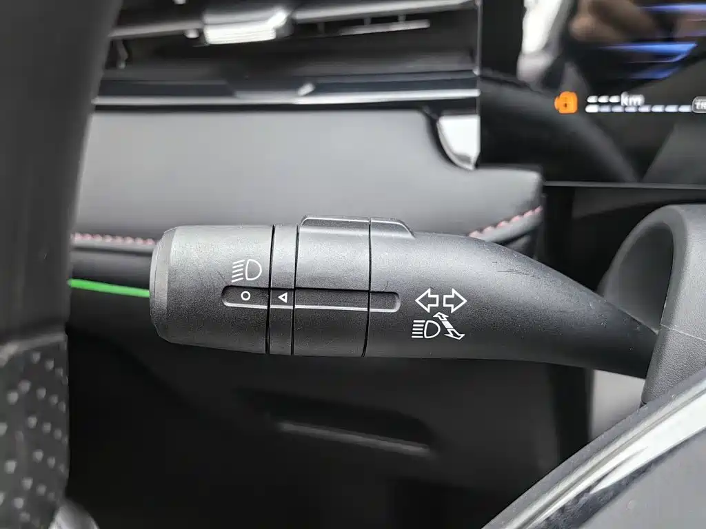 Roewe i5 — миниатюра 21