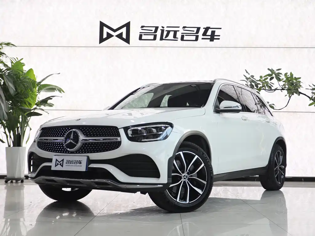 MERCEDES-BENZ GLC