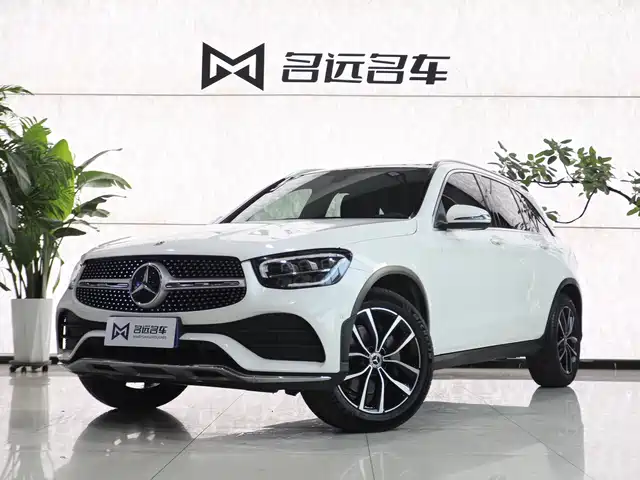 MERCEDES-BENZ GLC