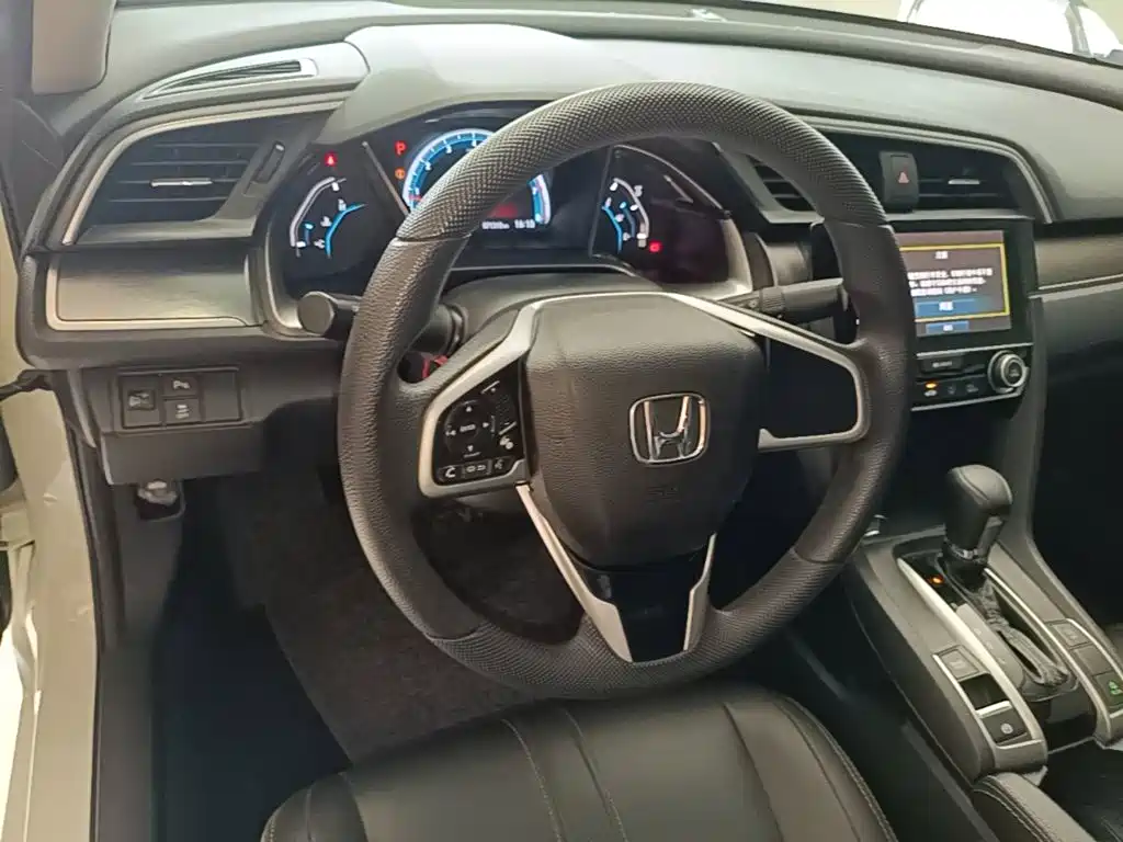Honda Civic — миниатюра 11