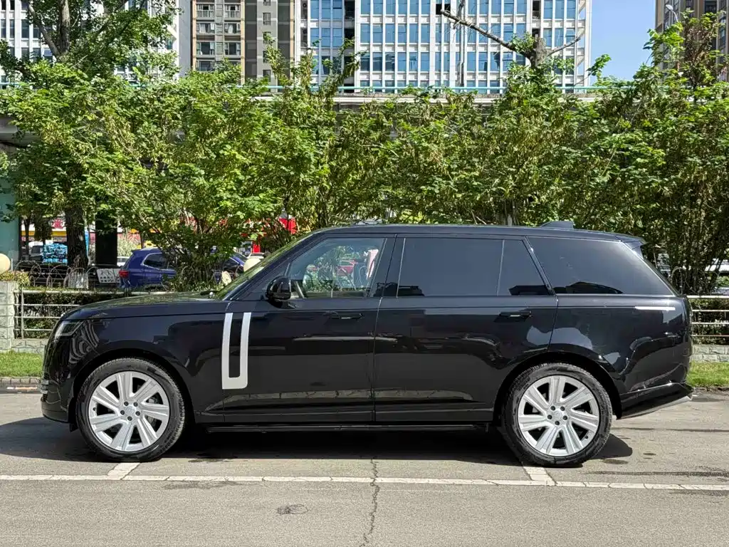 Land Rover Range Rover — миниатюра 3