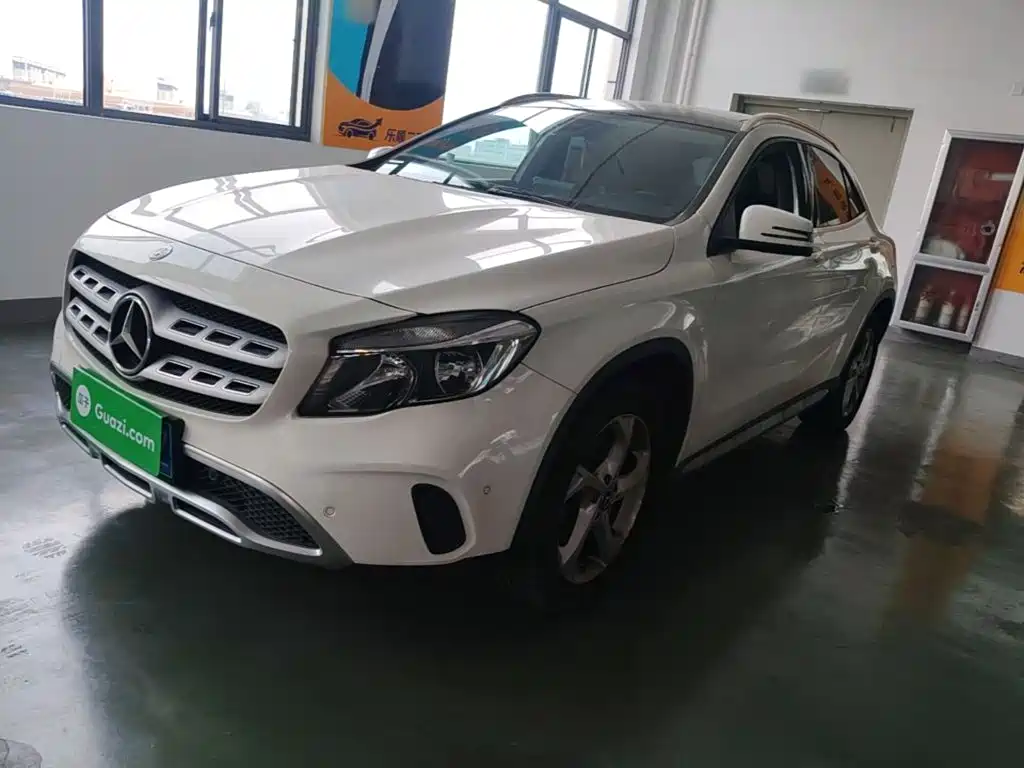 Mercedes-Benz GLA — миниатюра 2