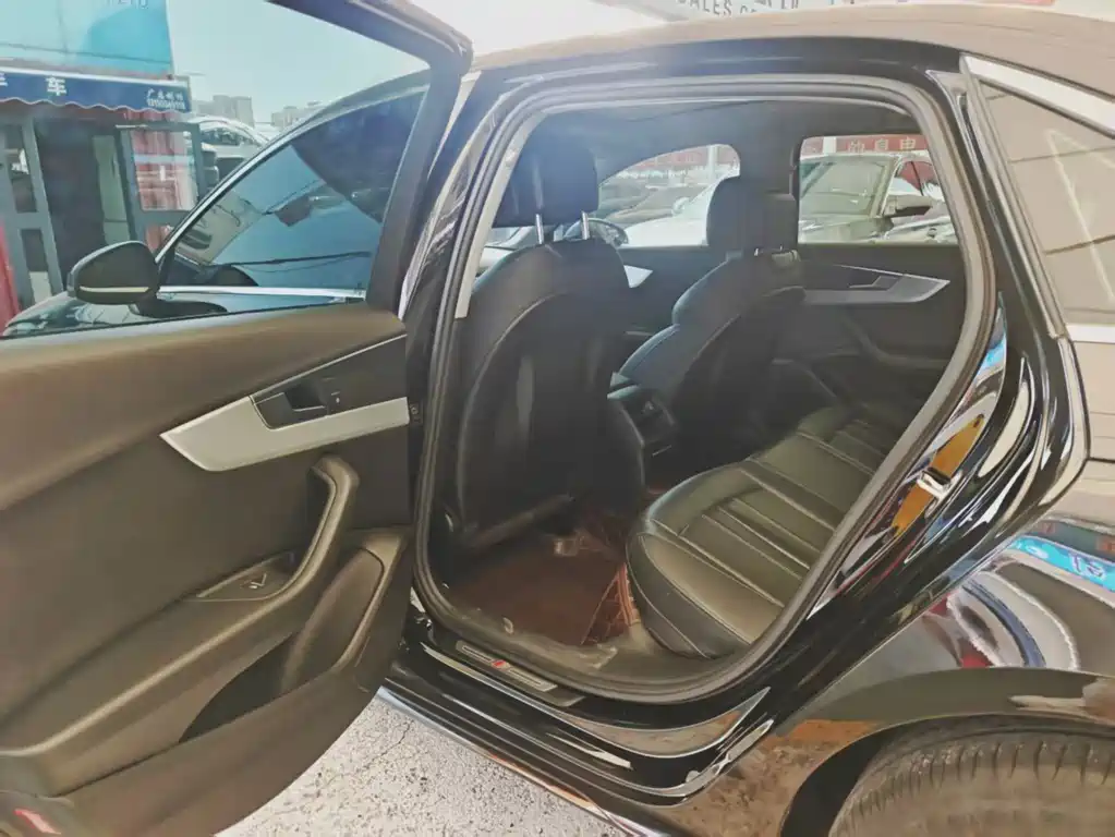 Audi A4L — миниатюра 5
