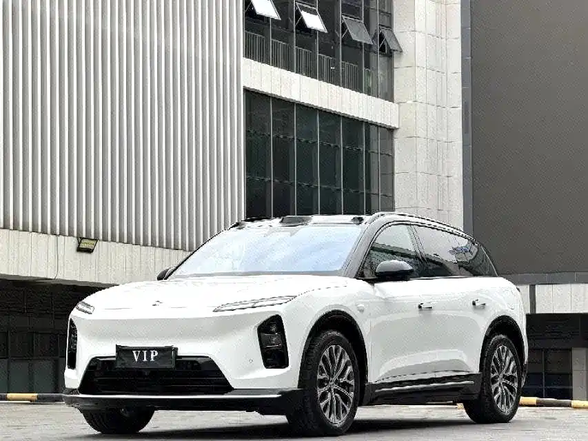 NIO ES6