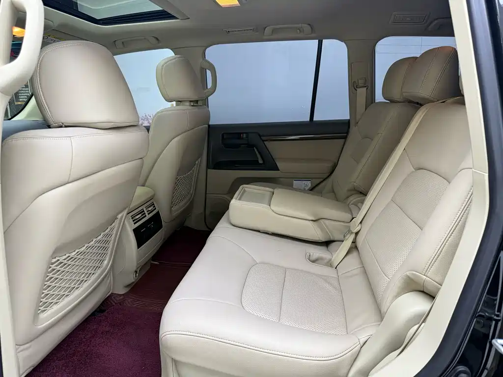 Toyota Land Cruiser — миниатюра 19