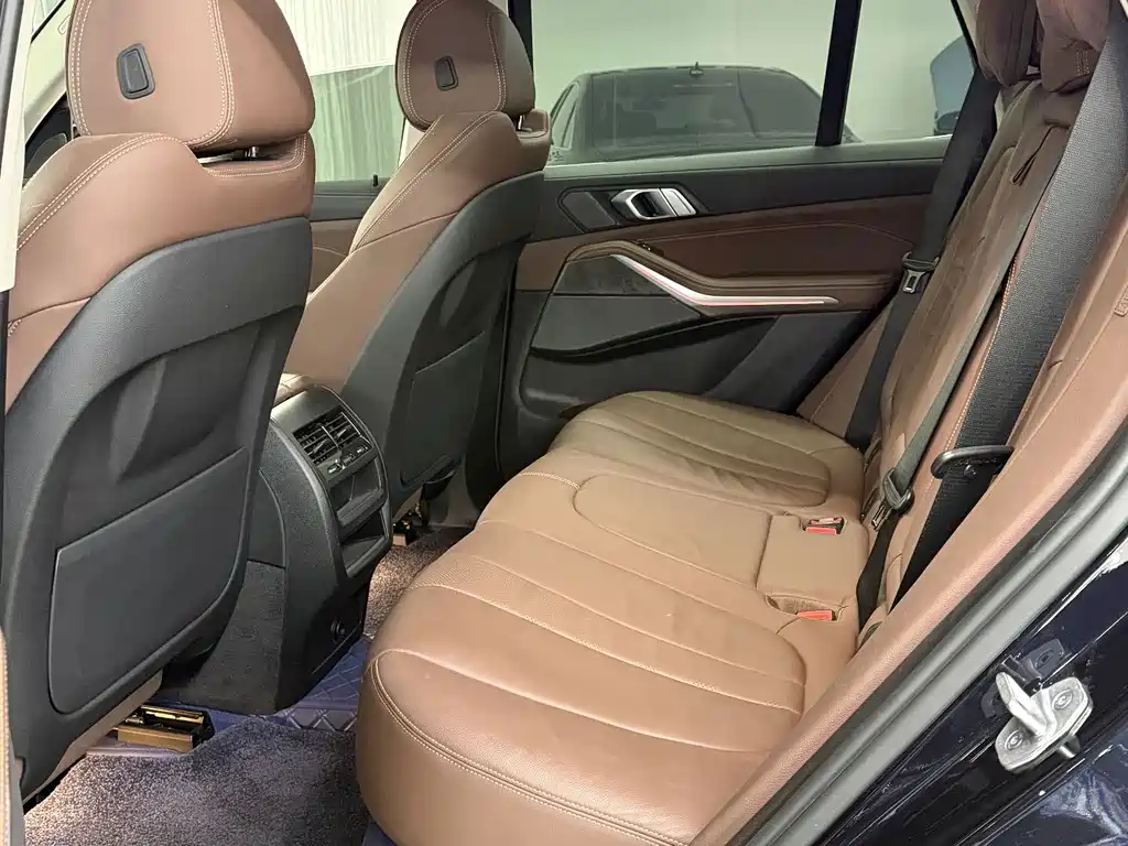 BMW X5 (Import) — миниатюра 5