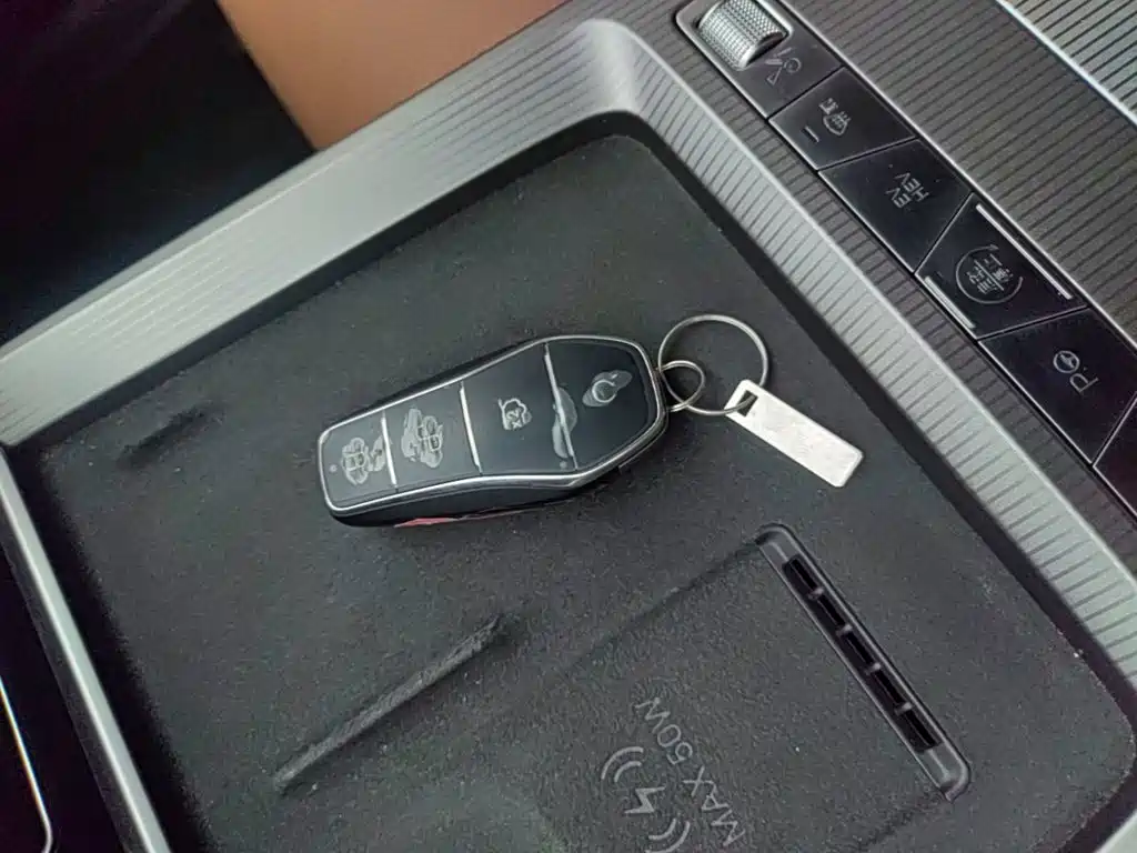 BYD Han L — миниатюра 9