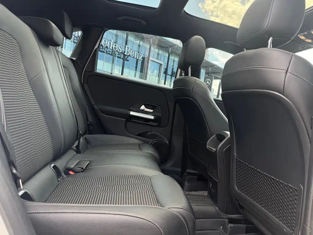 Mercedes-Benz B-Class — миниатюра 12