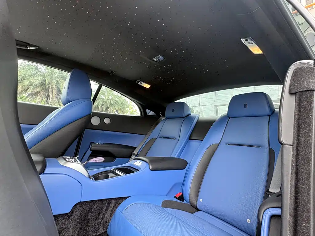 Rolls-Royce Wraith — миниатюра 10
