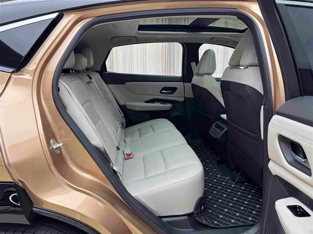 Nissan Ariya — миниатюра 12