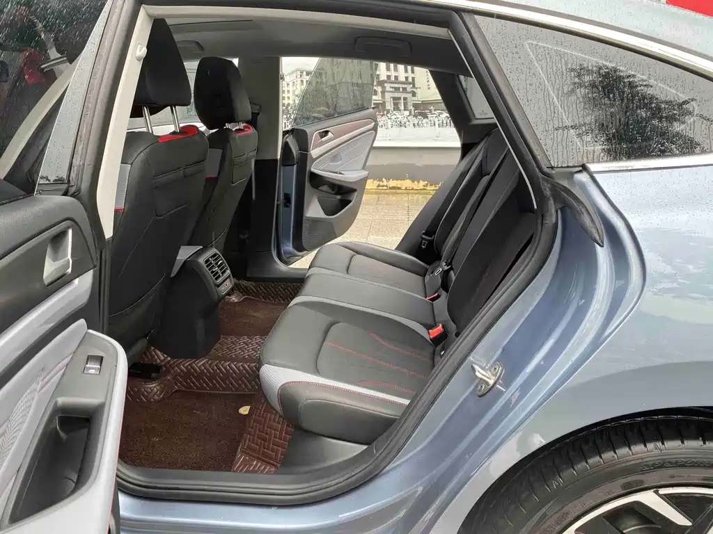 Volkswagen Lamando — миниатюра 4