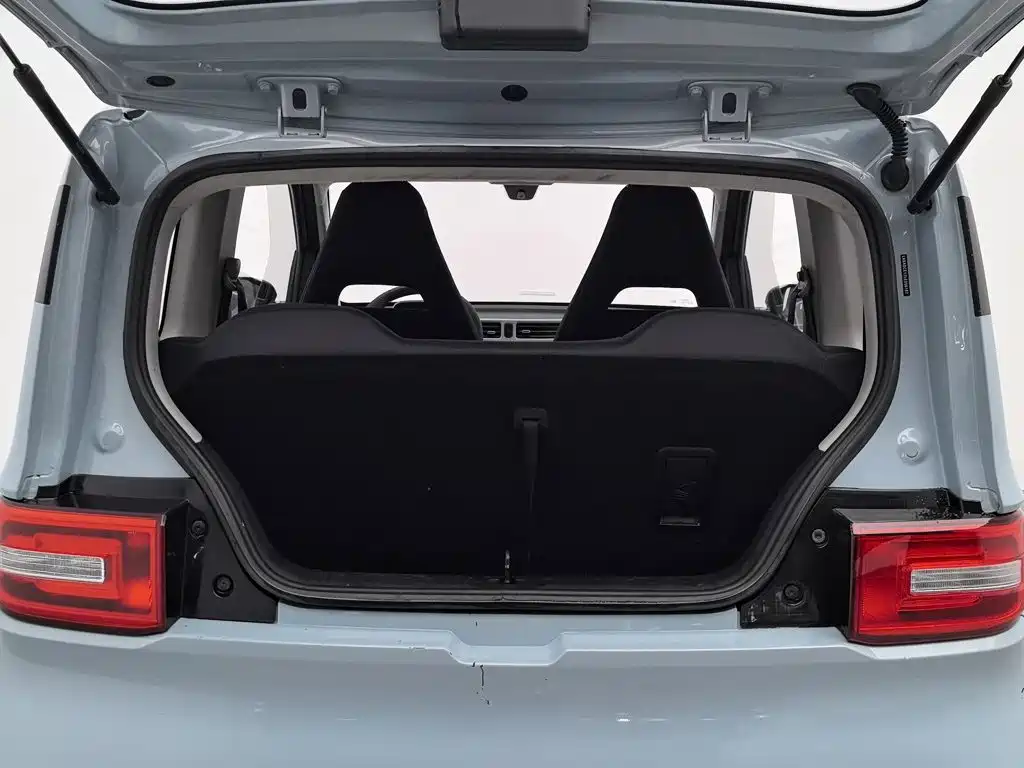 Wuling MINIEV — миниатюра 16