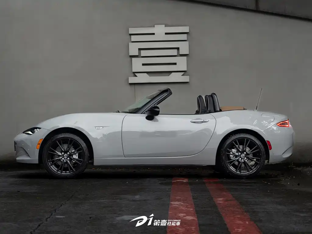 Mazda MX-5 — миниатюра 2