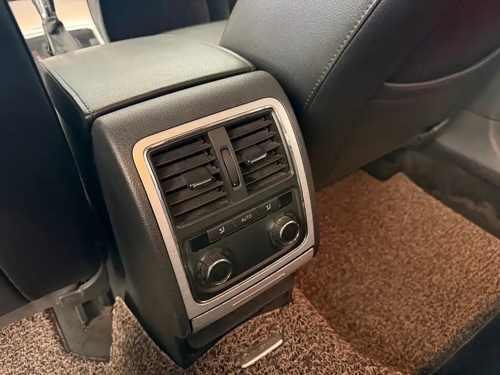 Volkswagen Passat — миниатюра 13