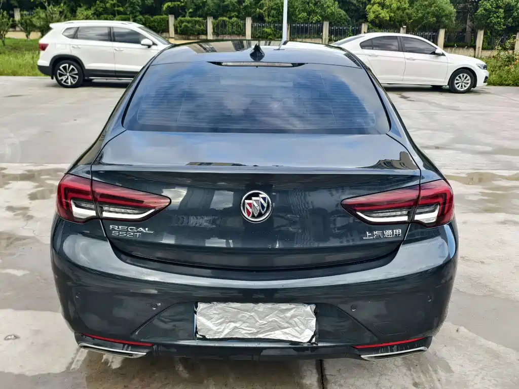 Buick Regal — миниатюра 4