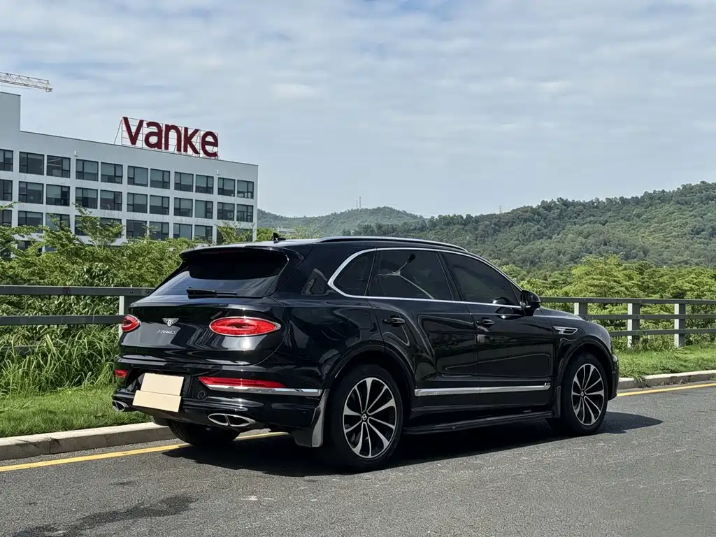 Bentley Bentayga 2021 4.0T V8