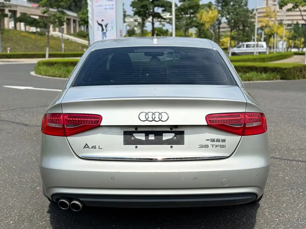 Audi A4L — миниатюра 5