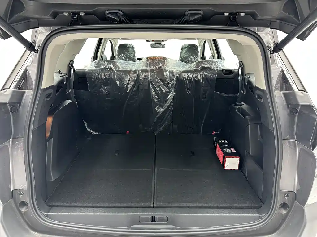 Peugeot 5008 - фото 18