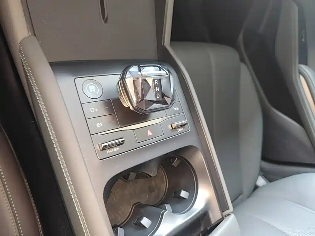 BYD Qin L — миниатюра 14