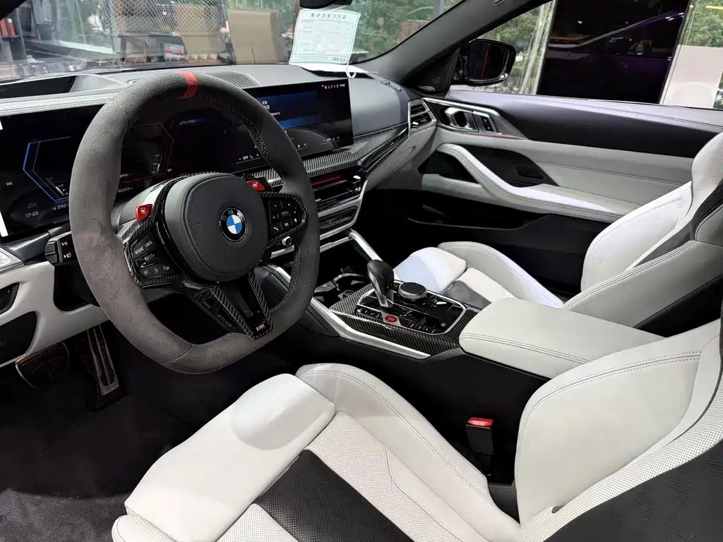 BMW M4 — миниатюра 7