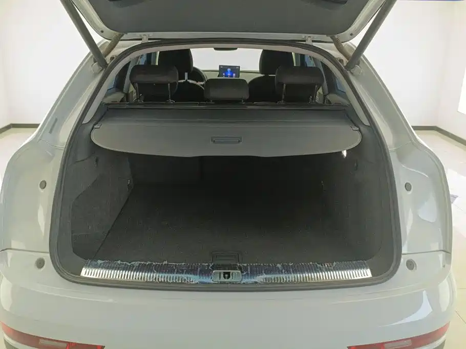Audi Q3 — миниатюра 4