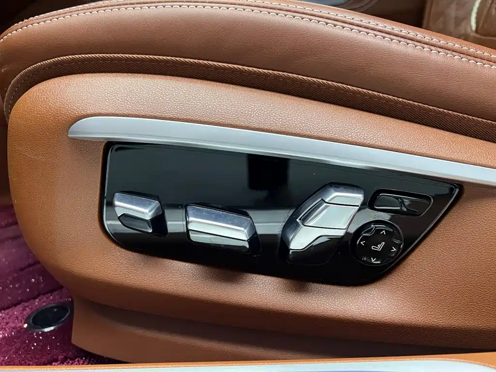 BMW 7 Series 7 2021 740Li xDrive Executive M Sport
