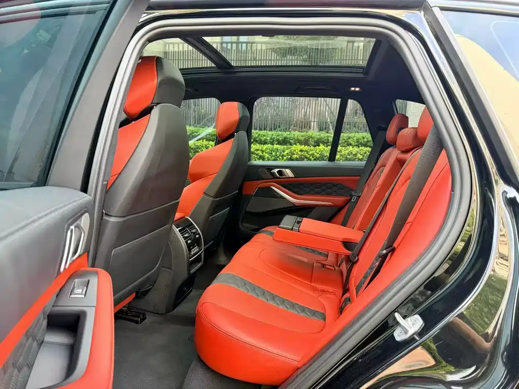 BMW X5 M — миниатюра 12