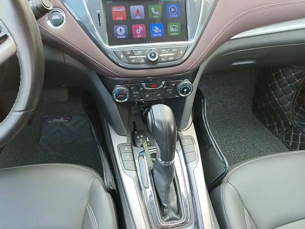 Chevrolet Malibu — миниатюра 14