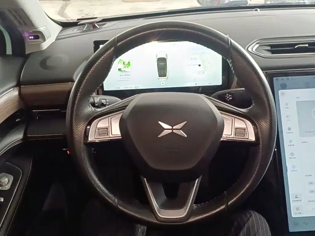 XPeng P5 — миниатюра 11