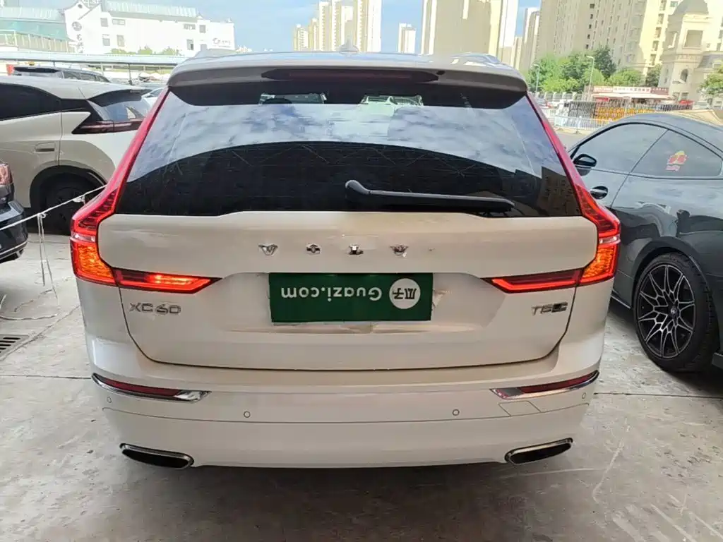 Volvo XC60 — миниатюра 6
