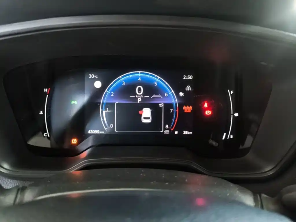 Toyota Frontlander — миниатюра 12