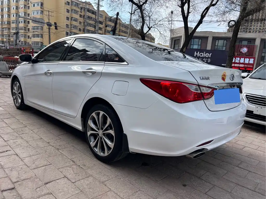 Hyundai Sonata — миниатюра 5
