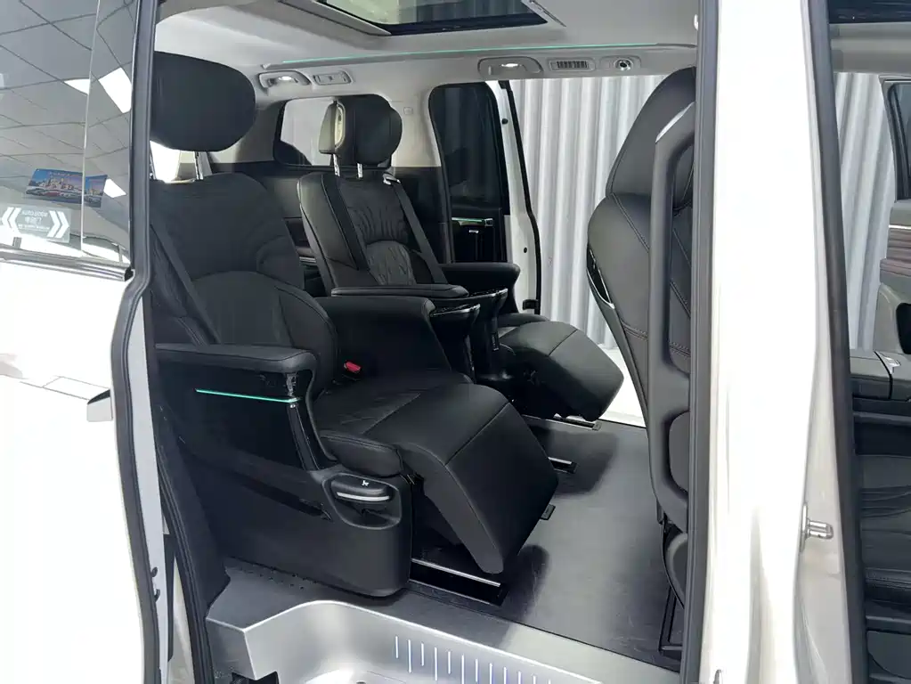 GAC Motor Trumpchi M8 — миниатюра 10