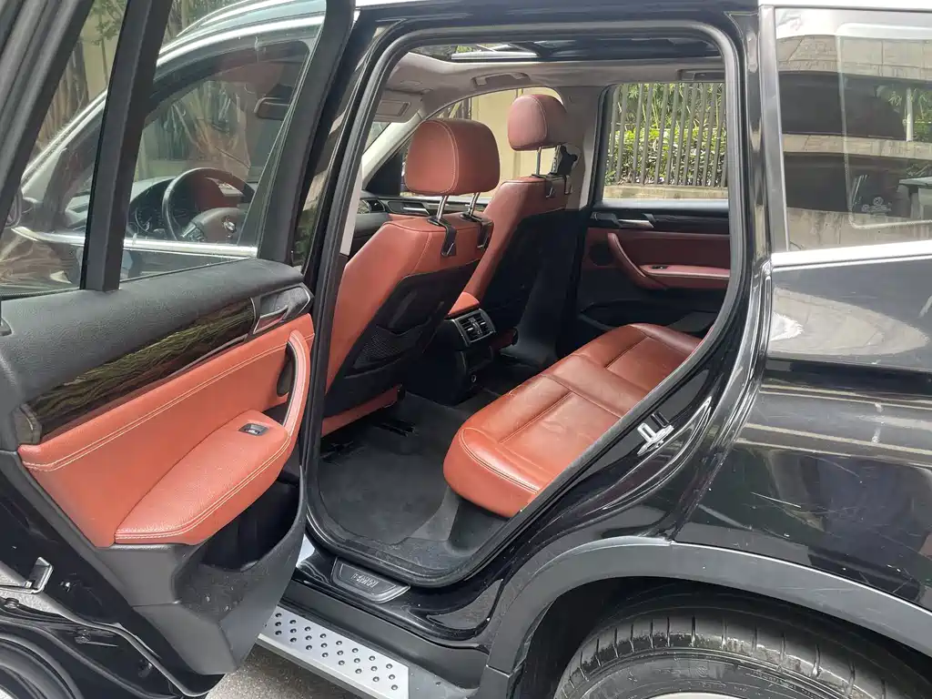 BMW X3 (Import) — миниатюра 11