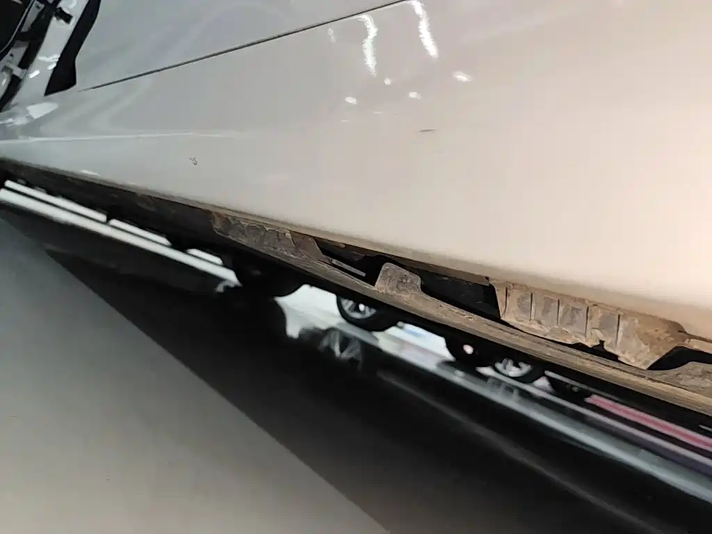 BMW 5 Series — миниатюра 22