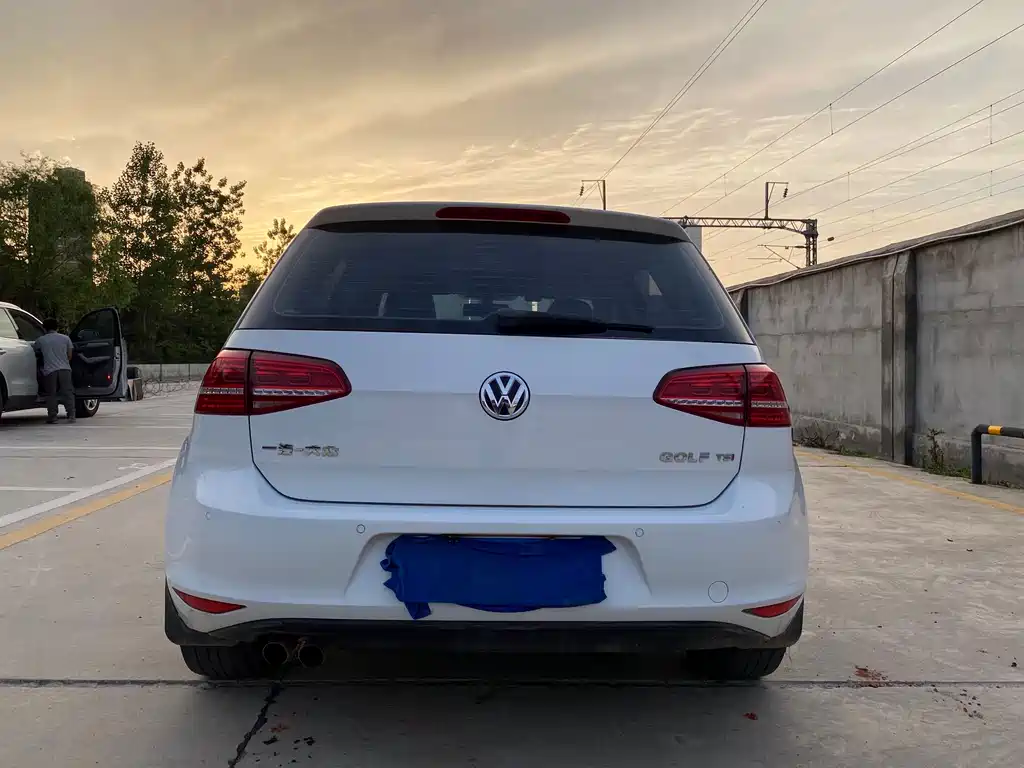 Volkswagen Golf — миниатюра 11