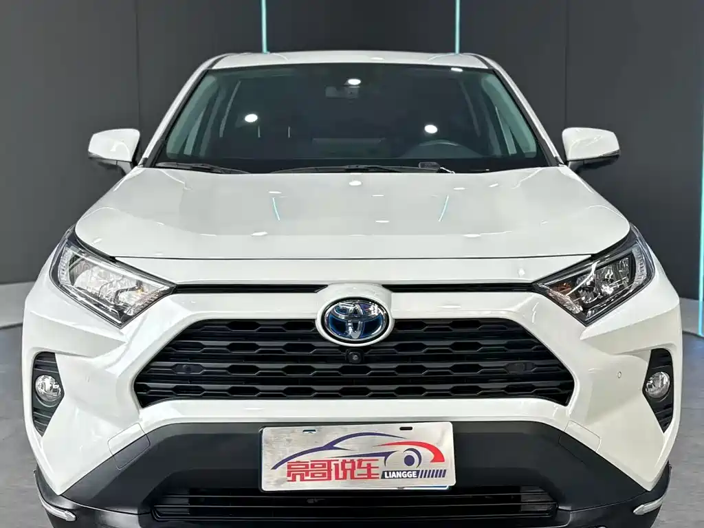 Toyota RAV4 — миниатюра 2