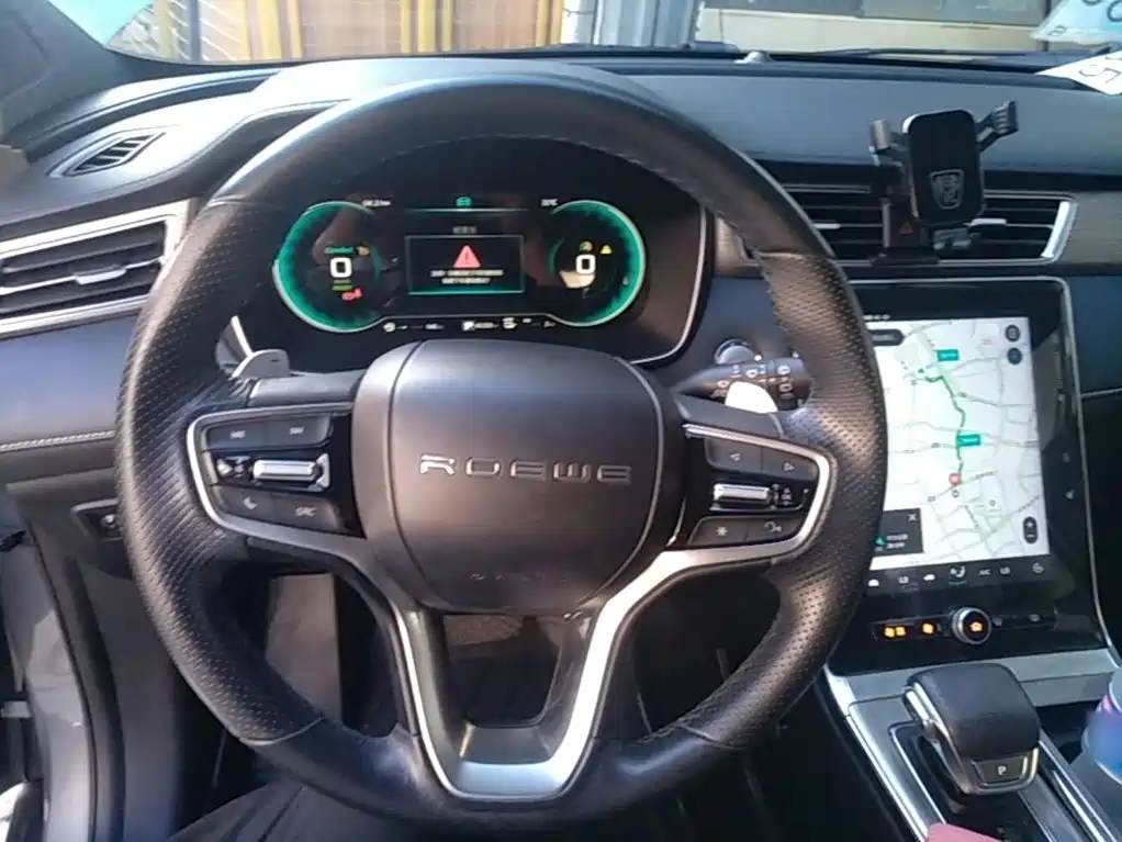 Roewe RX5 New Energy — миниатюра 11