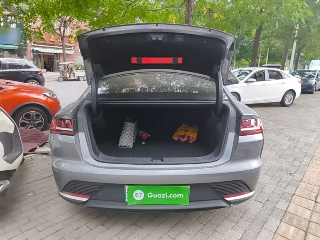 BYD Han — миниатюра 19