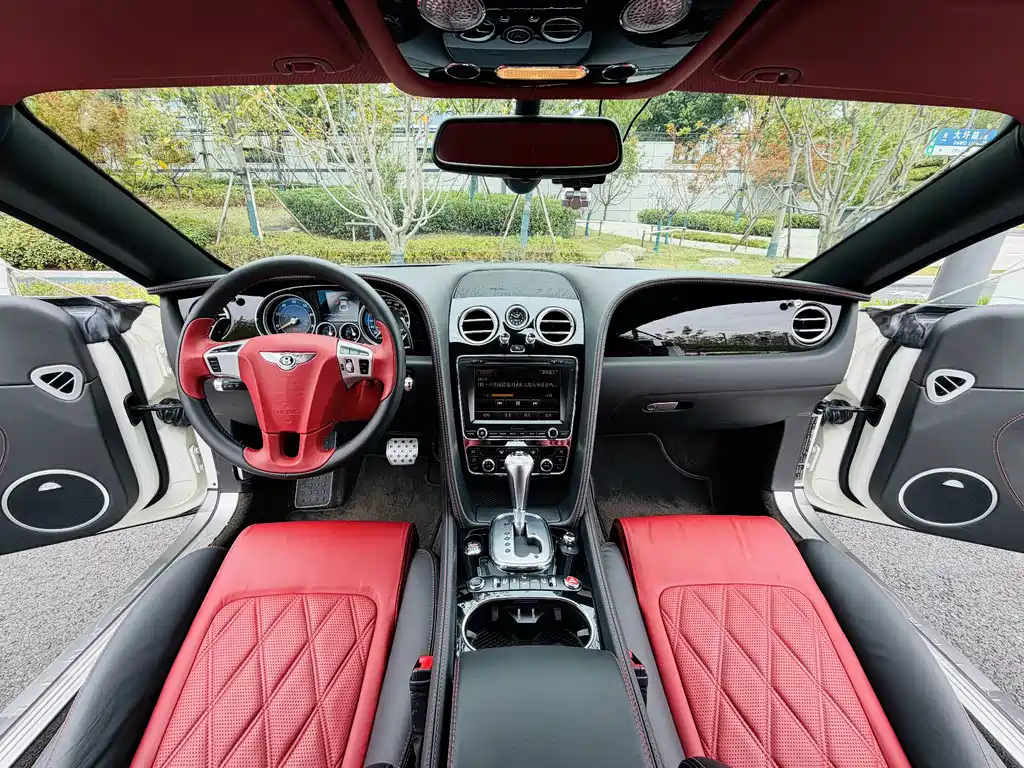Bentley Continental — миниатюра 7