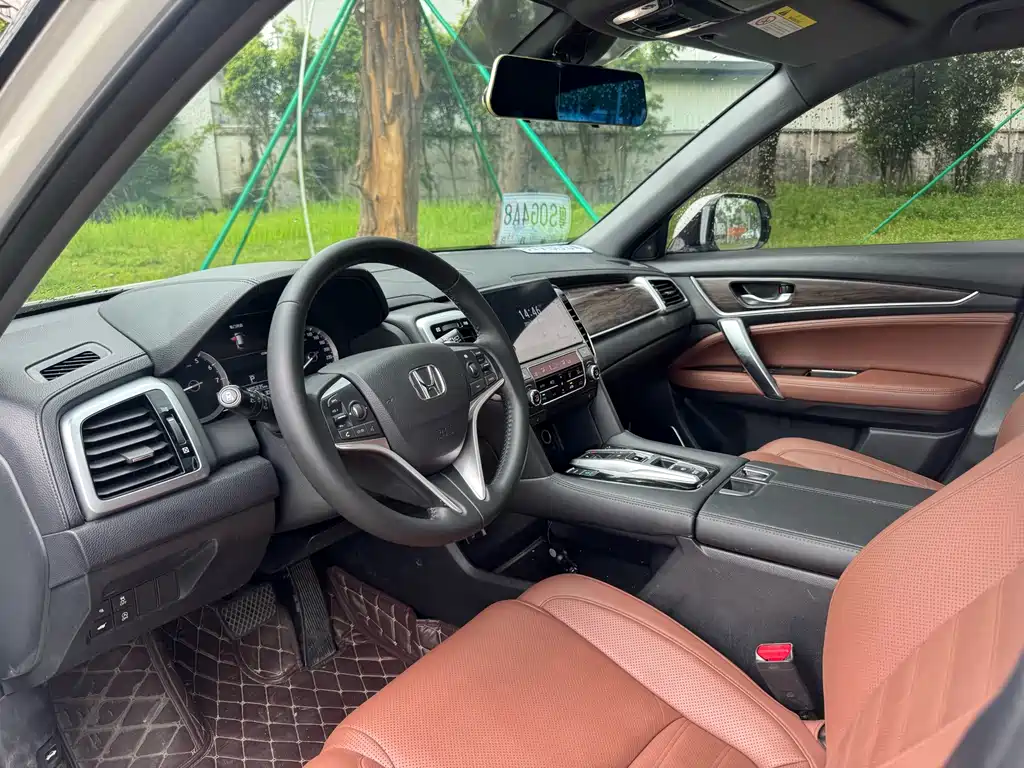 Honda UR-V 2017 370TURBO Premium V