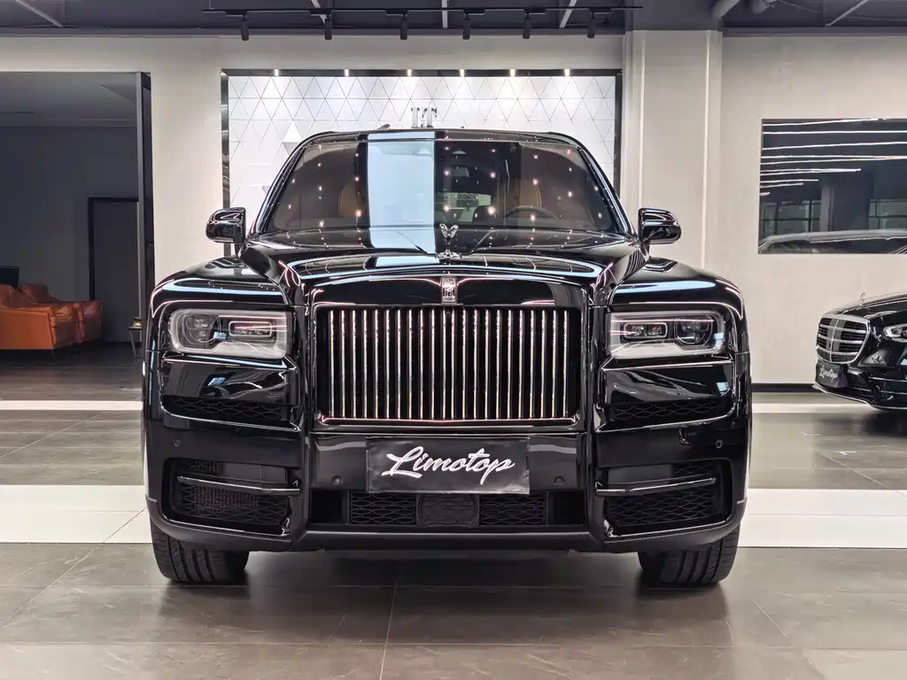 Rolls-Royce Cullinan — миниатюра 2