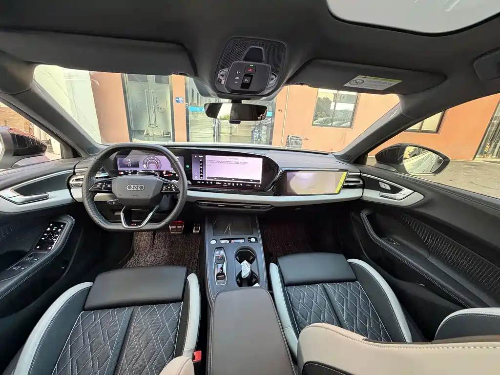 Audi A5L — миниатюра 5