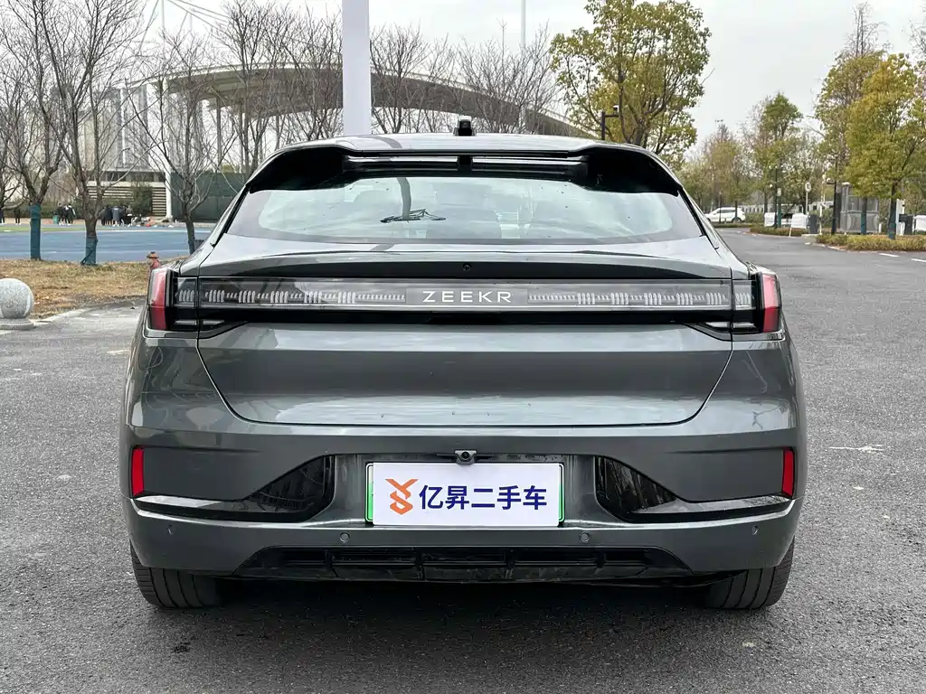 ZEEKR EXTREME KRYPTON 001